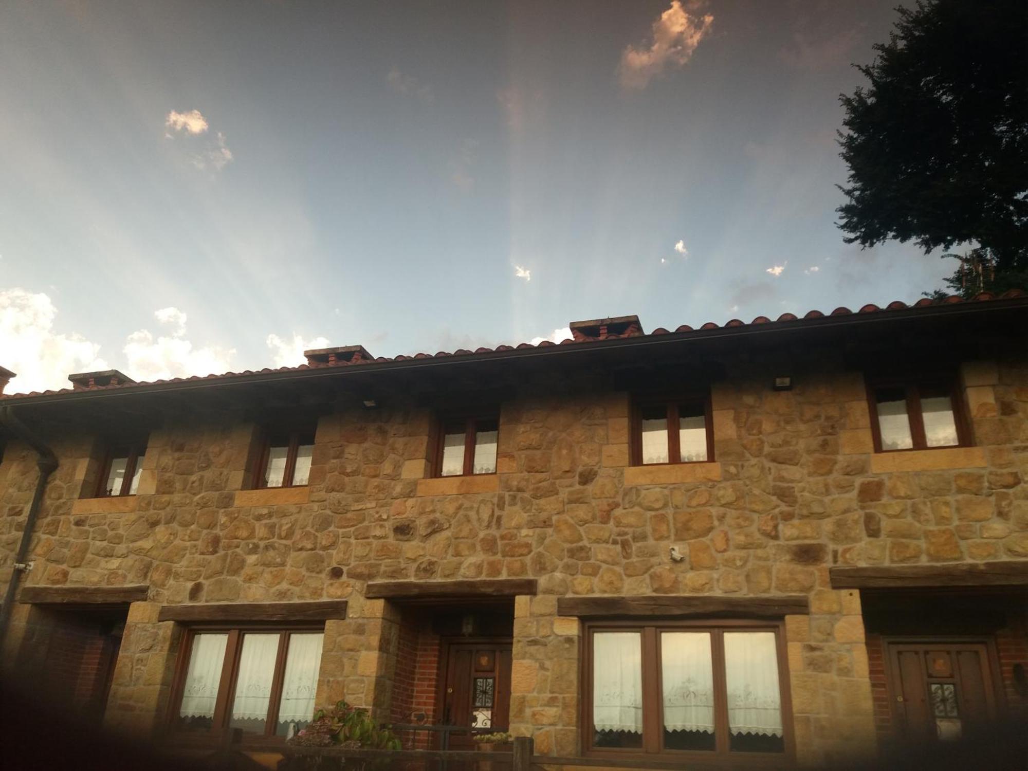 Affittacamere Fuente De Gueelo San Bartolomé de Meruelo Esterno foto