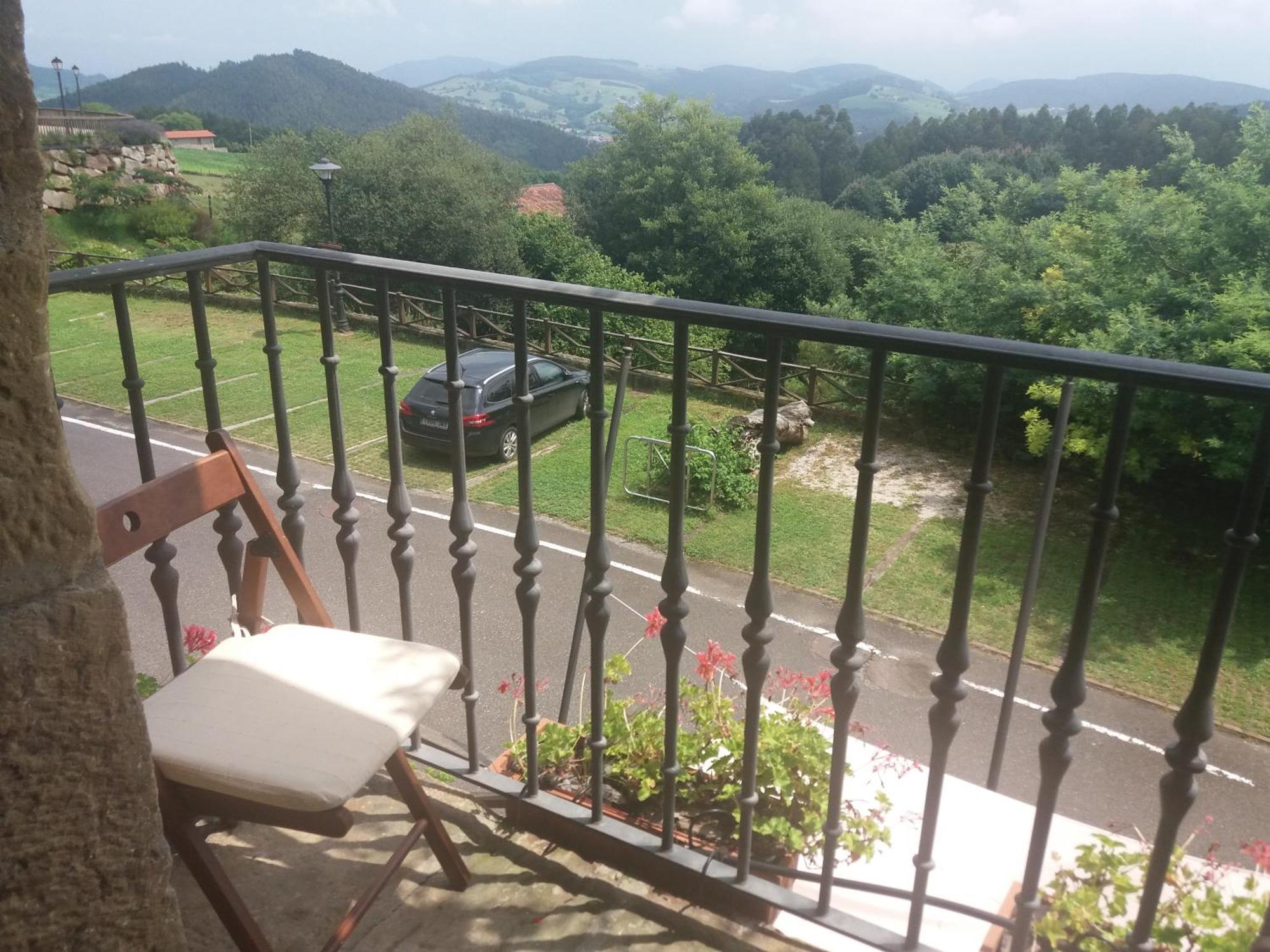 Affittacamere Fuente De Gueelo San Bartolomé de Meruelo Esterno foto